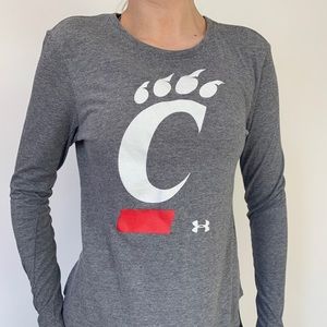 Cincinnati athletic top
